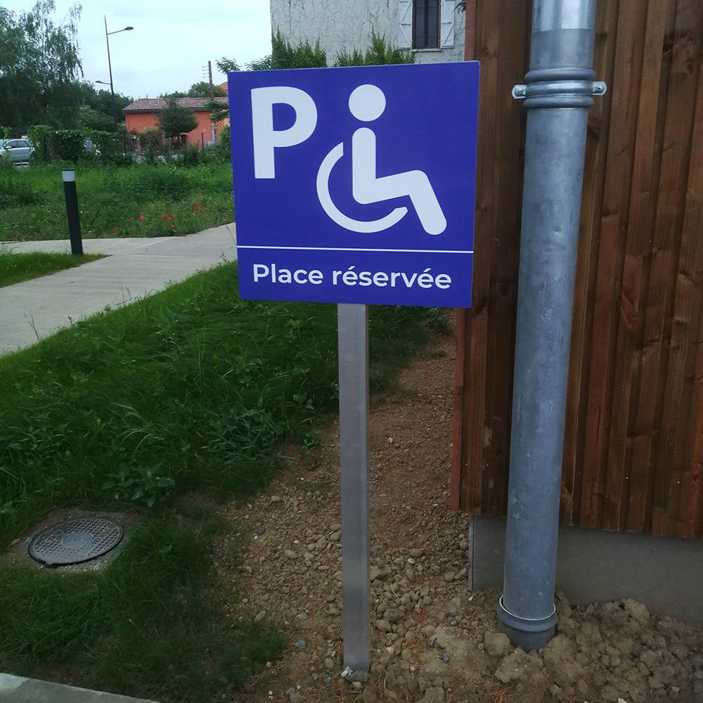 Panneau parking place reservée